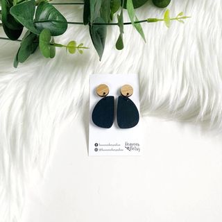 The  Odette in Full Black