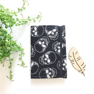 Silver Skulls