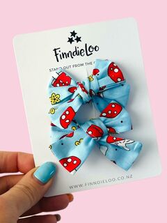 ACCESSORIES | FinndieLoo